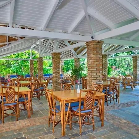Chrismos Luxury Corfu Apartahotel
