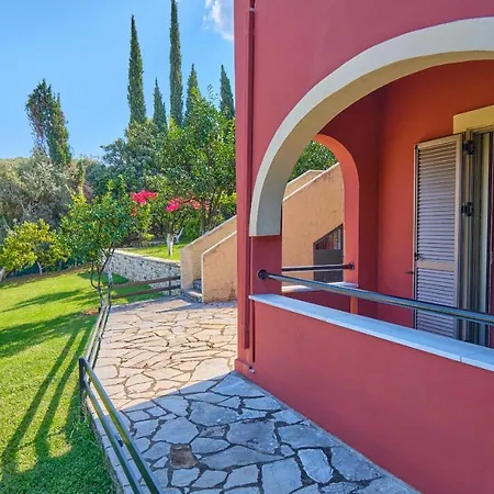 Chrismos Luxury Corfu * Апраос