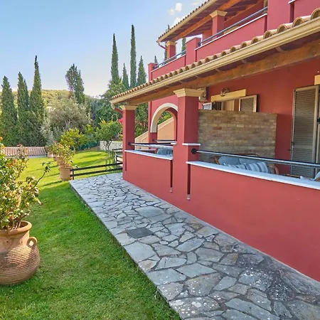 Chrismos Luxury Corfu Apartahotel Apraos