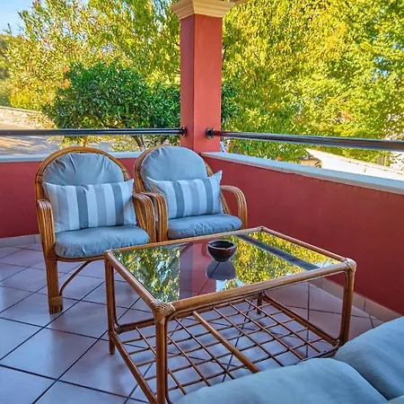 Chrismos Luxury Corfu Apartahotel