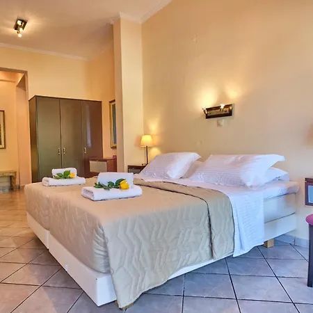 Chrismos Luxury Corfu * Апраос