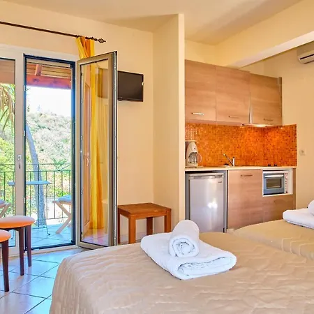 Chrismos Luxury Corfu Apartahotel