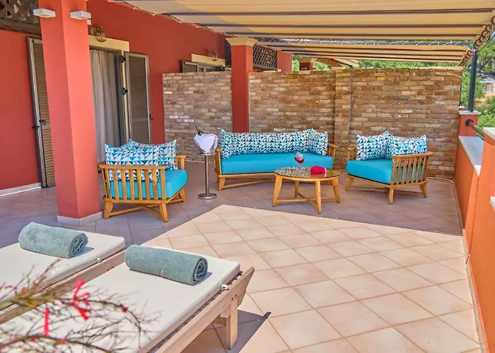 شقة فندقية Chrismos Luxury Corfu *