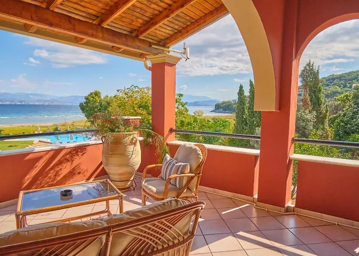 Chrismos Luxury Corfu * Apraos