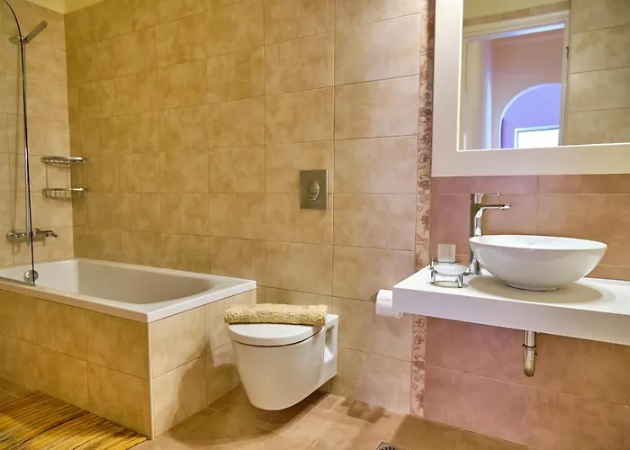 شقة فندقية Chrismos Luxury Corfu