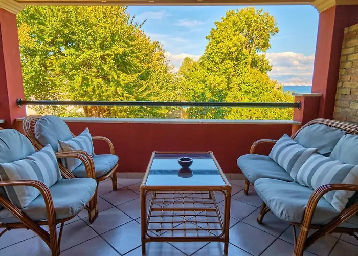 Chrismos Luxury Corfu * Apraos