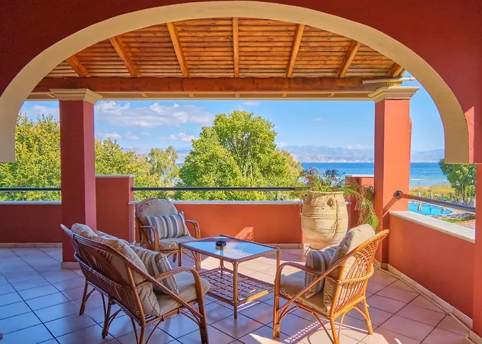 Chrismos Luxury Corfu شقة فندقية Apraos
