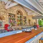 Aparthotel Chrismos Luxury Corfu Apraos