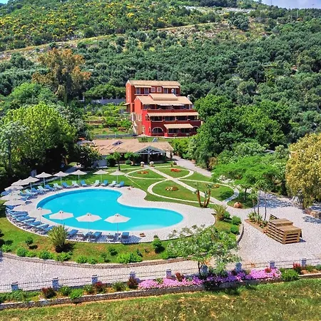 아파트호텔 Chrismos Luxury Corfu