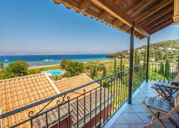 Chrismos Luxury Corfu 아파트호텔